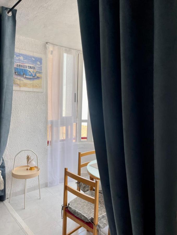 Studio Flat 150M Away From Beach Torrevieja Dış mekan fotoğraf